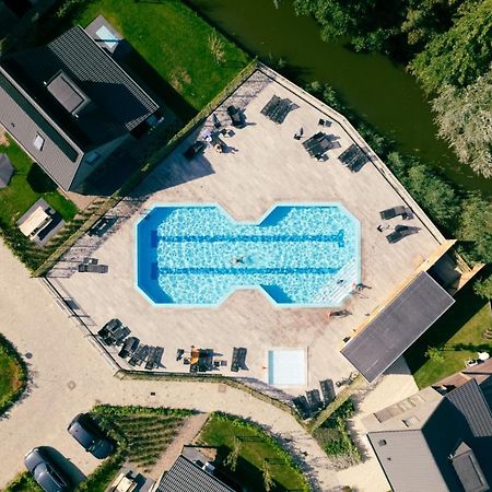 Bungalow 6 Op Recreatiepark De Wielen Синт-Мартен Экстерьер фото